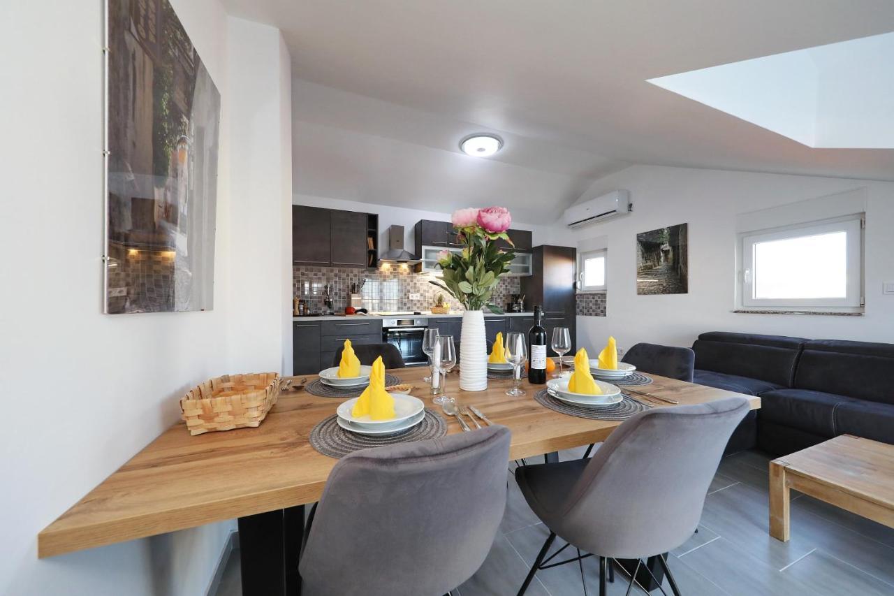 Apartments Oliva Vrsi Kültér fotó