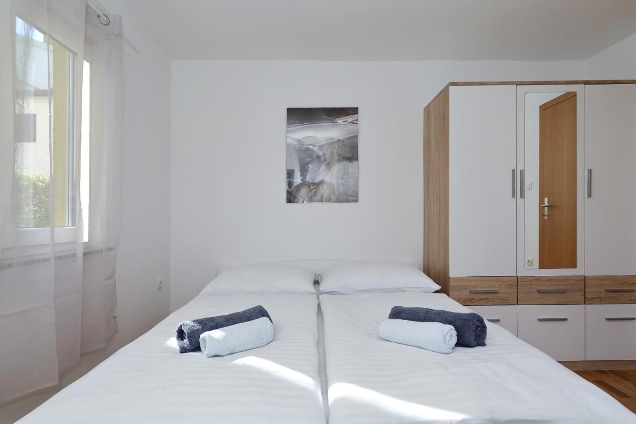 Apartments Oliva Vrsi Kültér fotó