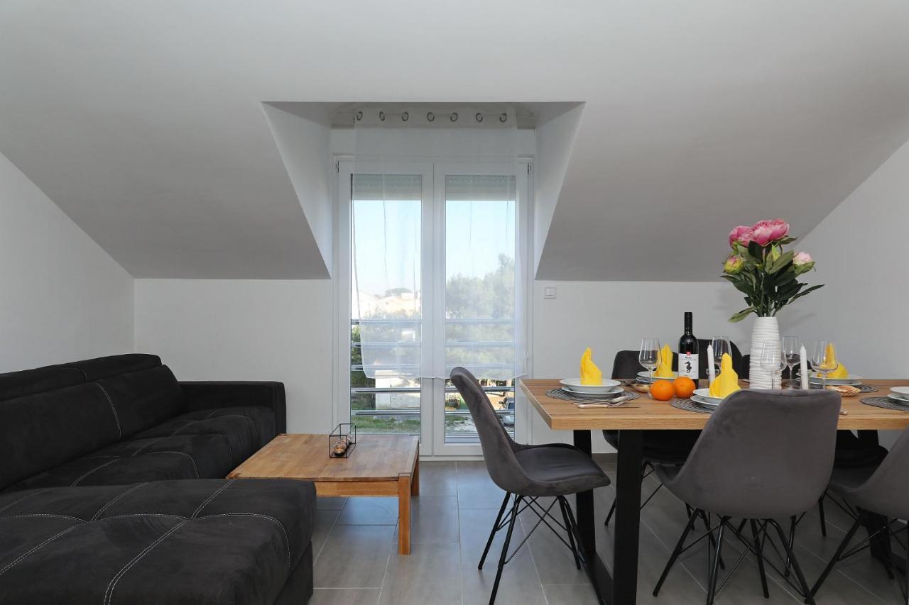 Apartments Oliva Vrsi Kültér fotó