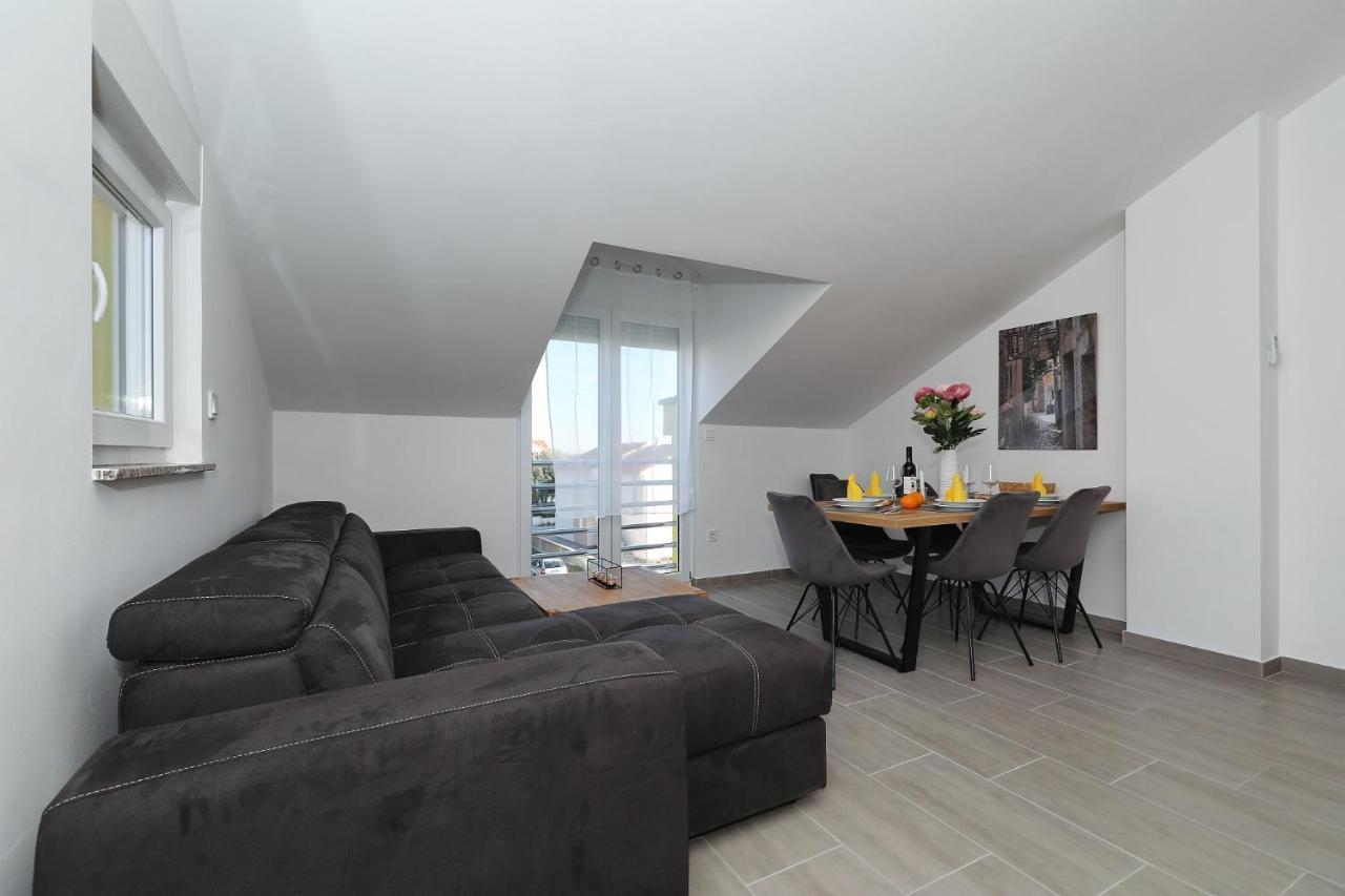 Apartments Oliva Vrsi Kültér fotó